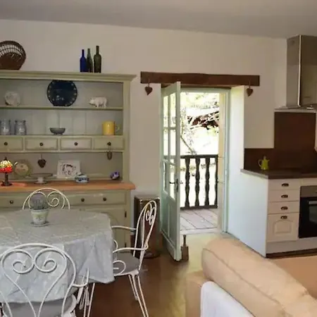 Le Carpe Diem, Le Petit Pattaris Frayssinet-le-Gelat
